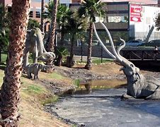 Image result for La Brea Tar Pits Woolly Mammoth