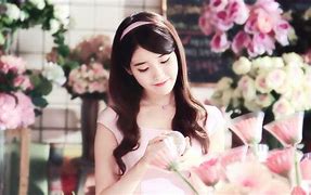 Image result for Lee Ji Eun Wallaper Baby