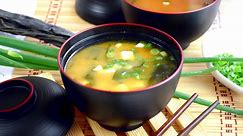 Miso soup recipe - How to make with only 6 ingredients (easy)