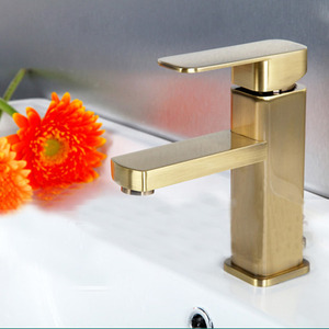 Simple Brushed Gold Square Shaped Bathroom Sink Faucet