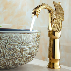 Luxury Gold Swan Design Vessel Bathroom Sink Faucet