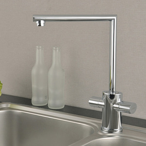 Modern Vertical Shaped Rotatable Heighten Kitchen Faucet