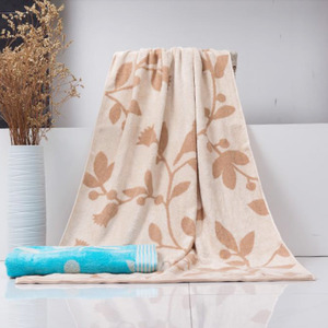 Comfortable Leaf Pattern Cotton 55*28 Inch Bath Towel