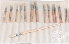 Helen Van Wyk . Com 18 Bristle Brushes