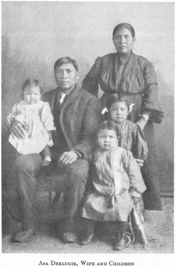 Asa Deklugie, wife and children