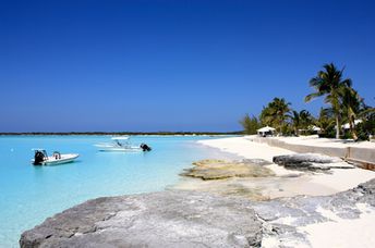 Bahamas, Long Island, Cape Santa Maria Bay beach