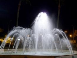 fountainatnight