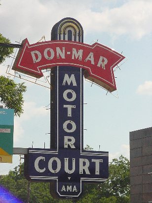 Austin TX Neon - Don-Mar Motor Court