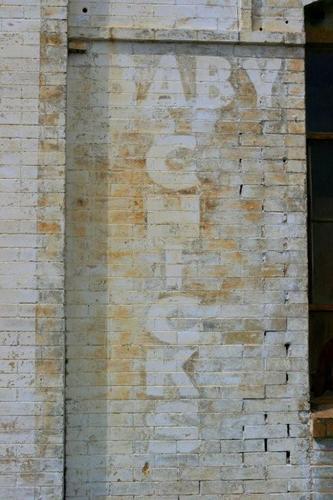 Cuero Texas "baby chicks" ghost sign