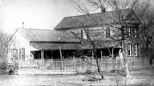 Halamicek home front views, Roznov, Texas