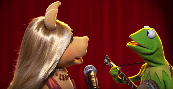 Miss Piggy and Kermit Cover John Prine's "In Spite of Ourselves"