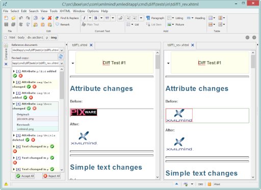 The Compare tool showing the differences existing between doc.xml 1 (the initial revision, opened in read-only mode) and doc.xml (current revision), displayed side by side.