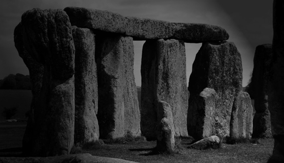 Stonehenge_Samhain2011.jpg